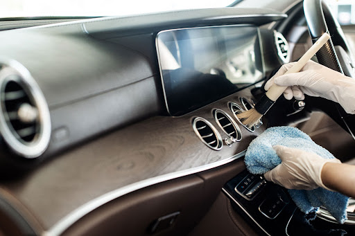 What are the benefits of auto detailing?